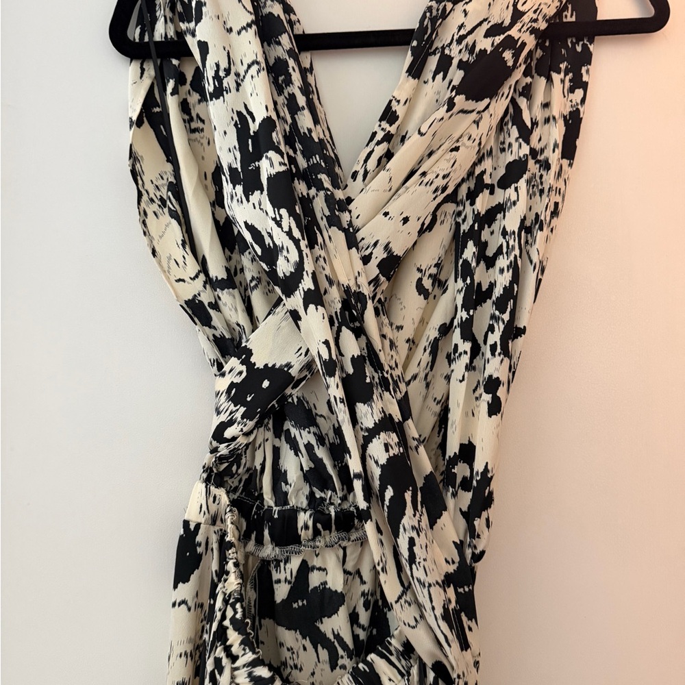 Black and White Patterned Infinity Maxie Dress